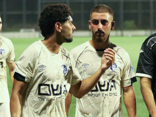 דויב (מימין) ופרץ (דאפר מחאמיד)